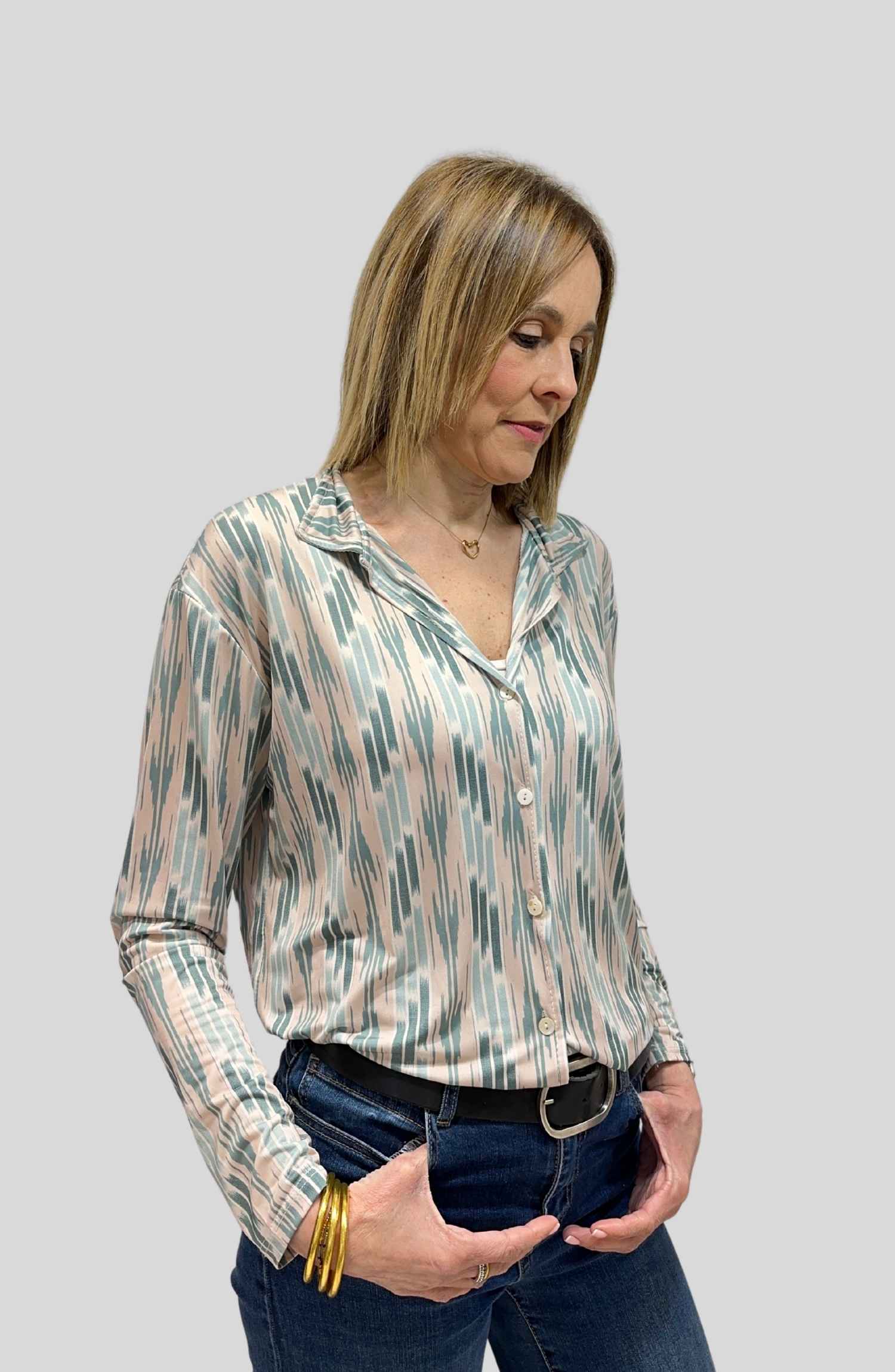 Imagen de Camisa Estampada verde en Ananda Boutique